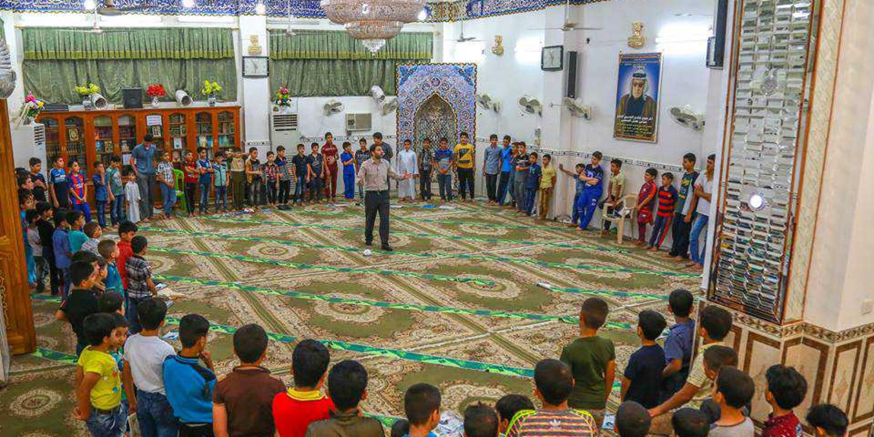 قسم الشؤون الدينية ينقل تجربة برنامج الزائر الصغير الى المزارات والجوامع والمساجد والحسينيات لخدمة شريحة الأطفال والأشبال في النجف والعاصمة بغداد